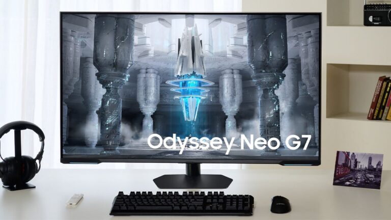 Walmart Drops 45% Off the 43″ Samsung Odyssey Neo G7 4K Mini-LED Gaming Monitor