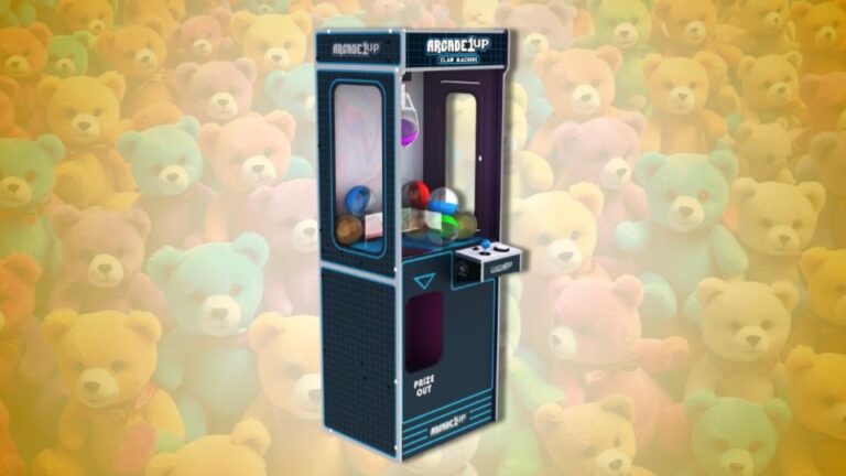 You Can Preorder a Full-Size Claw Machine From Amazon Right Now