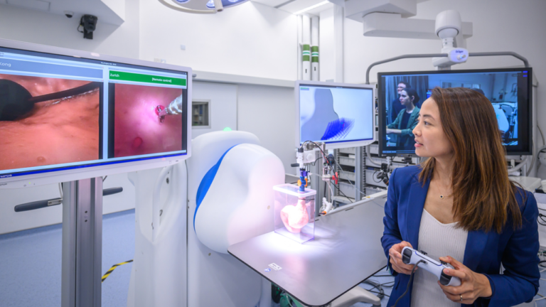 PlayStation Move Controller Used to Perform Surgery on a Pig That Was 5,780 Miles Away