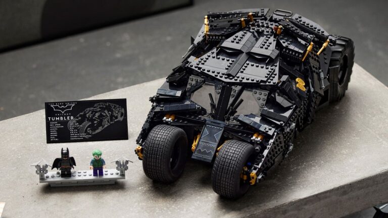 The LEGO DC Batman Tumbler 76240 Drops to an Incredible Price for Black Friday.