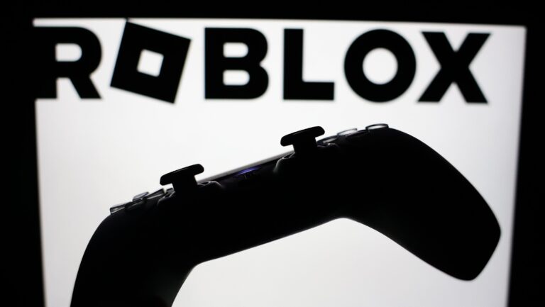 Roblox Blocks Under 13s From DMing Others Outside Games Amid Scrutiny Over Child Protection