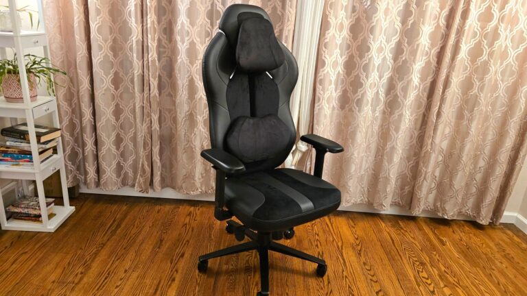 The Duelhawk Ultra 2 is a High-End Gaming Chair You Should Avoid