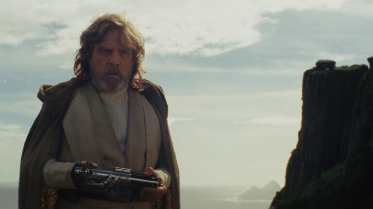 Mark Hamill Discusses His ‘Much, Much Darker’ Head Canon for Why Luke Skywalker Has Become a ‘Suicidal Hermit’ in Star Wars: The Last Jedi
