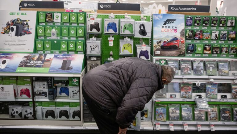 Xbox Staff Brace Themselves for Yet More Layoffs as Microsoft Cuts Reportedly Set to Continue