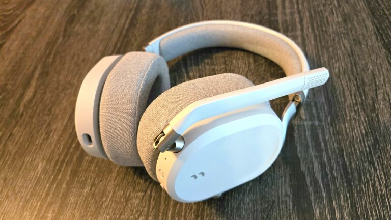 Fractal Scape Gaming Headset Review – Exceeding Expectations