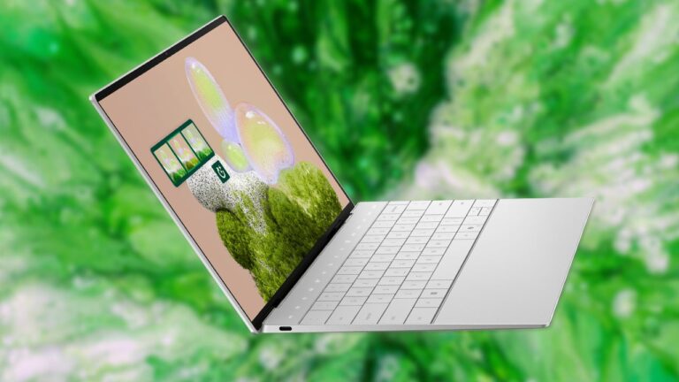 This 2.6-Pound Brushed Aluminum Dell XPS 13 Ultra Portable Laptop Is on Sale for Just $750