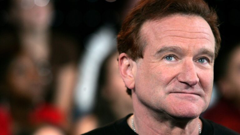 Robin Williams’ Voice Should Be Revived Using AI, Mrs Doubtfire Co-star Says
