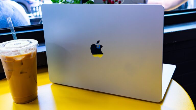 How to Buy a Used or Refurbished Laptop