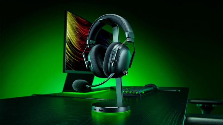 The Razer BlackShark V3 Pro Noise Canceling Wireless Gaming Headset Is Now Available at Best Buy