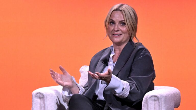 Amy Poehler Thinks It’s ‘Hot Bulls—t’ That the Oscars Rarely Award Pure Comedies