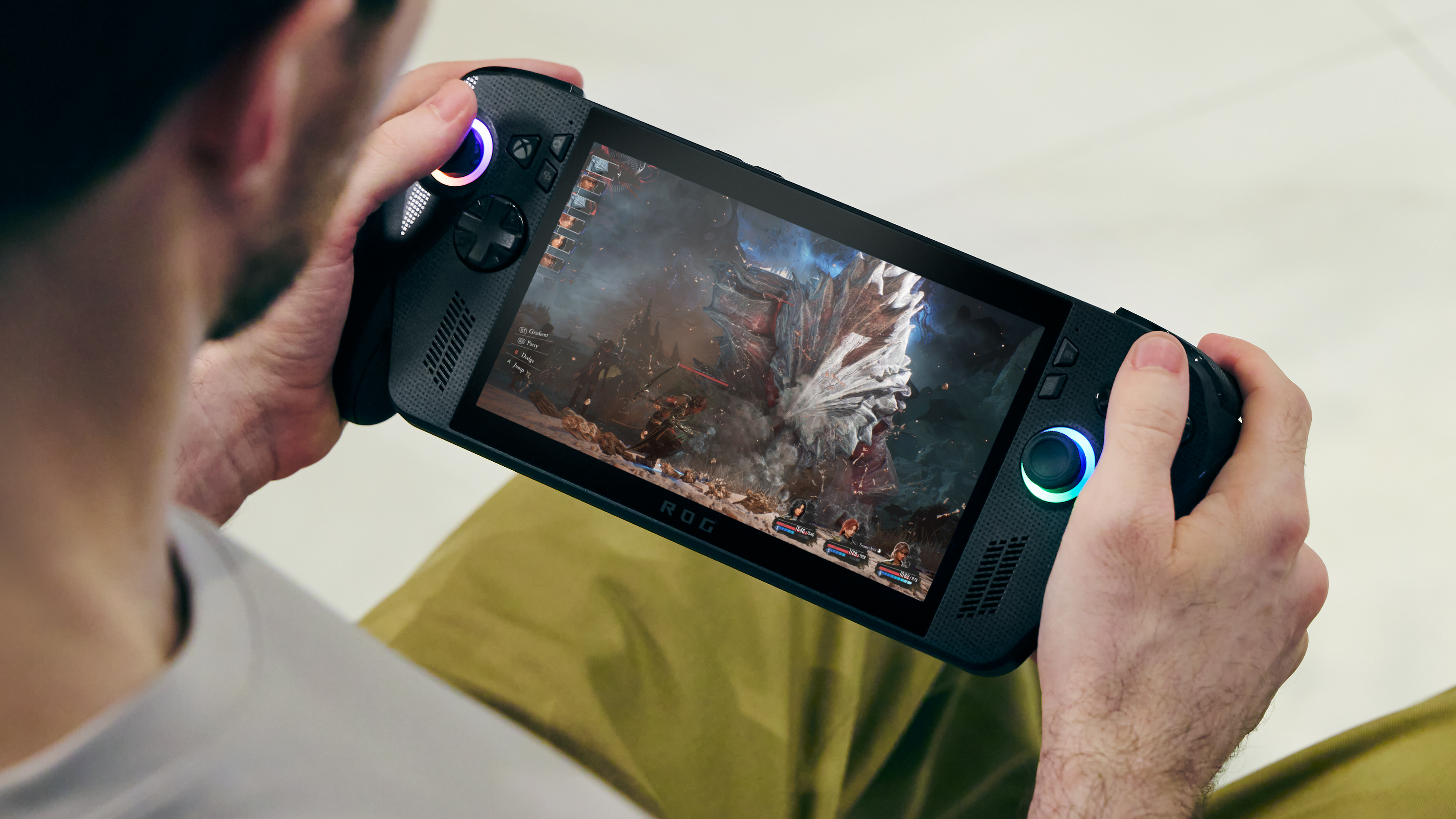 We Tried the Xbox Full Screen Experience on the Original Ally X