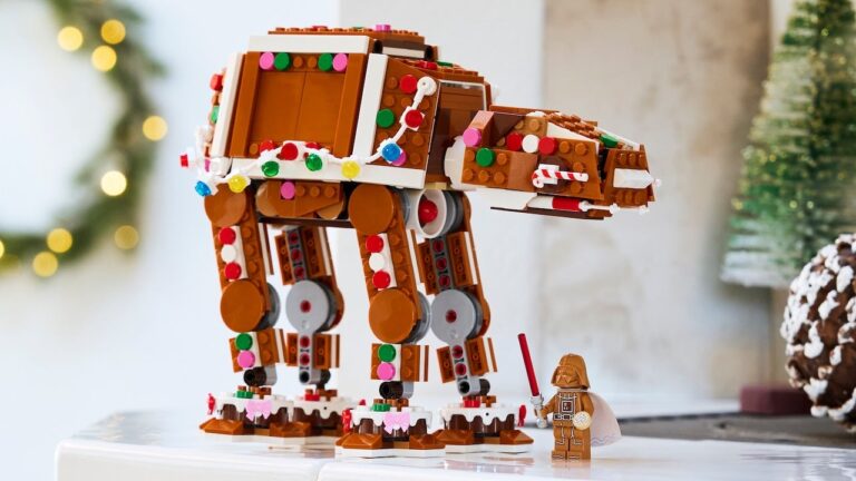 We Build LEGO Star Wars Gingerbread AT-AT Walker, A Bundle of Christmas Joy