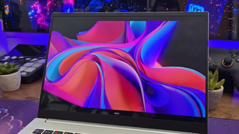 The New Razer Blade 14 Gets Its First Major Price Drop Since Launch Ahead of Black Friday