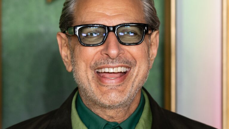 Jurassic Park Star Jeff Goldblum Reveals Why Wicked Made Him Give Up Meat