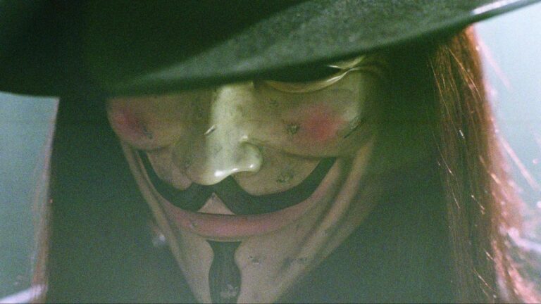 A V for Vendetta Series Represents DC’s Greatest Weapon in the Ongoing War Against Marvel