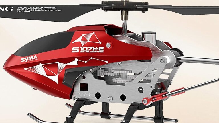 This $20 Syma RC Helicopter Would Make a Fun and Inexpensive STEM Toy Gift for All Ages