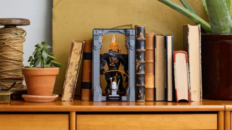 The LEGO Lord of the Rings Book Nook Gets Its First Ever Discount at Amazon