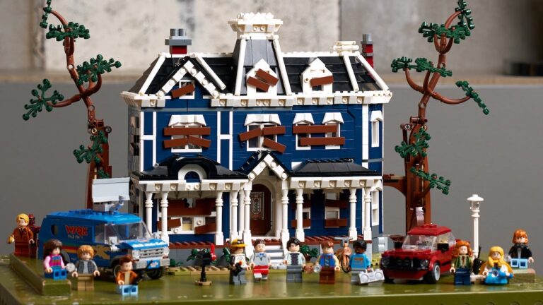LEGO Stranger Things: The Creel House Is Finally Available Again (for Backorder)