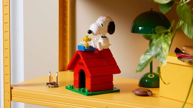The LEGO Snoopy’s Doghouse Set Is Now Available for Peanuts Fans to Preorder