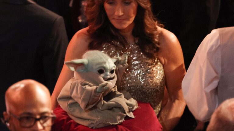 ‘Get Away From Him You B***’: Star Wars’ Baby Yoda Attended the Oscars, and Featured in a Bizarre Sigourney Weaver Alien Skit