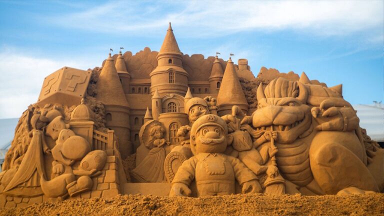 65-Tonne Super Mario Sand Sculpture on Australian Beach Is Shore Impressive