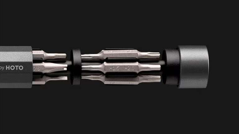This $11 Hoto 24-in-1 Mini Screwdriver Kit Would Make a Great Father’s Day Gift Idea for Your Tinkering Dad