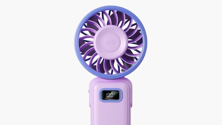 The Diveblues Portable Turbo Fan Is a Cheap and Easy Way to Beat the Heat, Even When You’re Outdoors