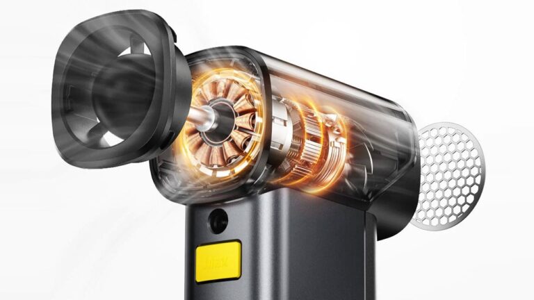 Fanttik Has a Great Deal on an All-in-One Electric Air Duster and Power Bank